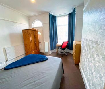 3 bedroom house share to rent - Photo 4