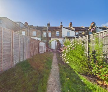 Westgate Road, London, SE25 - Photo 3