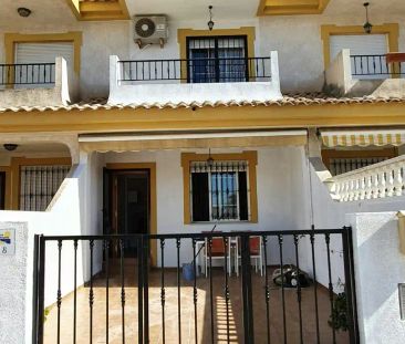 Pilar De La Horadada - Photo 1