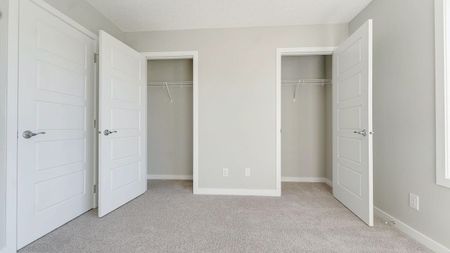 2 Bedroom 2.5 Bathroom Townhouse in Redstone - SF270 - Photo 3