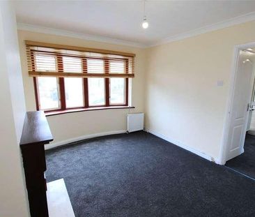 Baardwyk Avenue, Canvey Island, Essex, SS8 - Photo 1