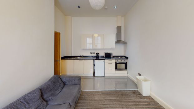 Student Properties to Let - Photo 1