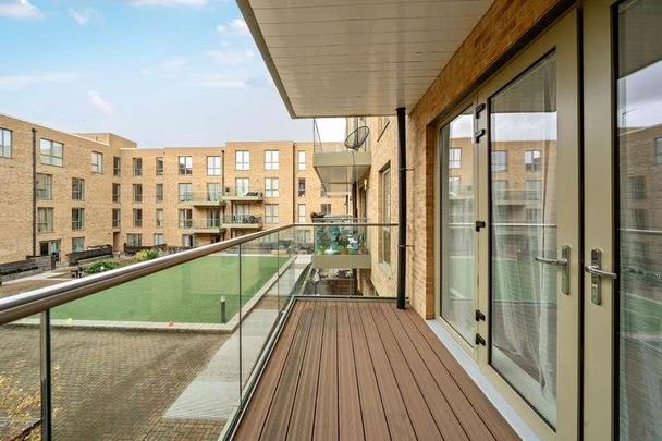 Grahame Park Way, Colindale, NW9 - Photo 1