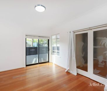 Lovely Corner Position - Photo 4