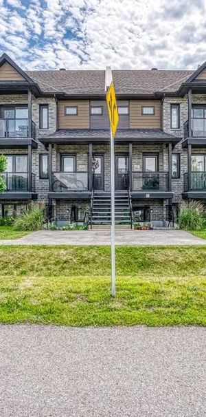 Plateau - Grand Logement Près De Tout! - Photo 1