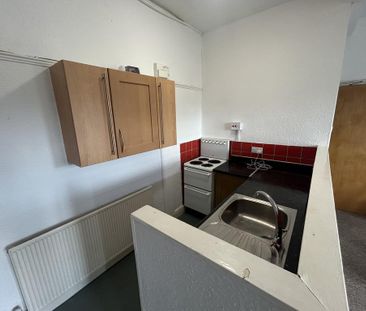 1 bedroom flat to rent - Photo 6