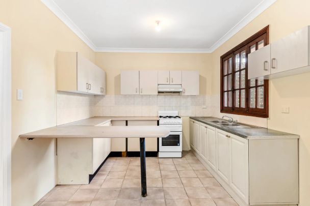 One bedroom Home with extra Multipurpose Room - Photo 1