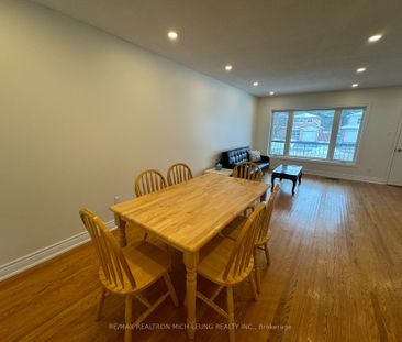 Semi-Detached Home For Lease | C8012700 - Photo 2