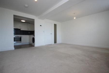 2 bed Flat for let - Photo 4