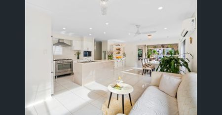 Spacious Family Living in Riverstone Crossing - Photo 4