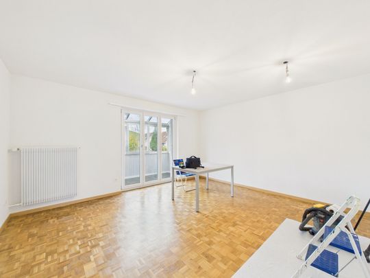 Charming 3.5 room apartment with sunny conservatory - Photo 1