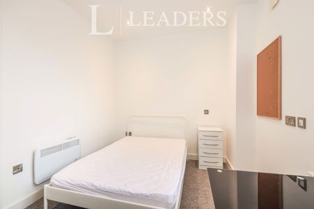 4 bedroom apartment to rent Rockingham Lane, Sheffield, South Yorkshire, S1 - Photo 4