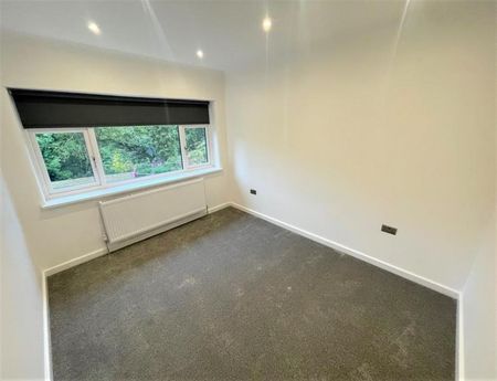 4 Bedroom Detached To Let - Photo 3