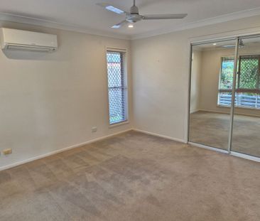 19 Malachite St Keperra | Spacious and Functional - Photo 6