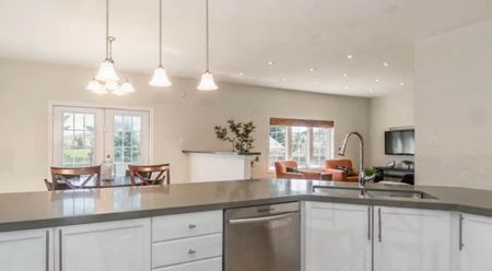 For Lease - 5847 Summerside Drive, Mississauga, Ontario - Photo 3