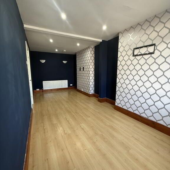 72 Scrabo Road, Newtownards, BT23 4NW - Photo 1