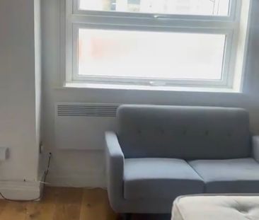 Studio Flat, Thornton Heath, CR7 - Photo 1