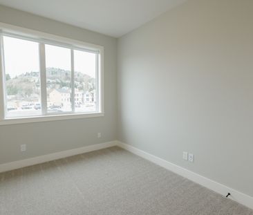 Cedarbrook Townhomes - Photo 4