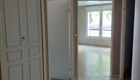 Appartement 2 pièces 48m2 REIMS 715 euros - Photo 2