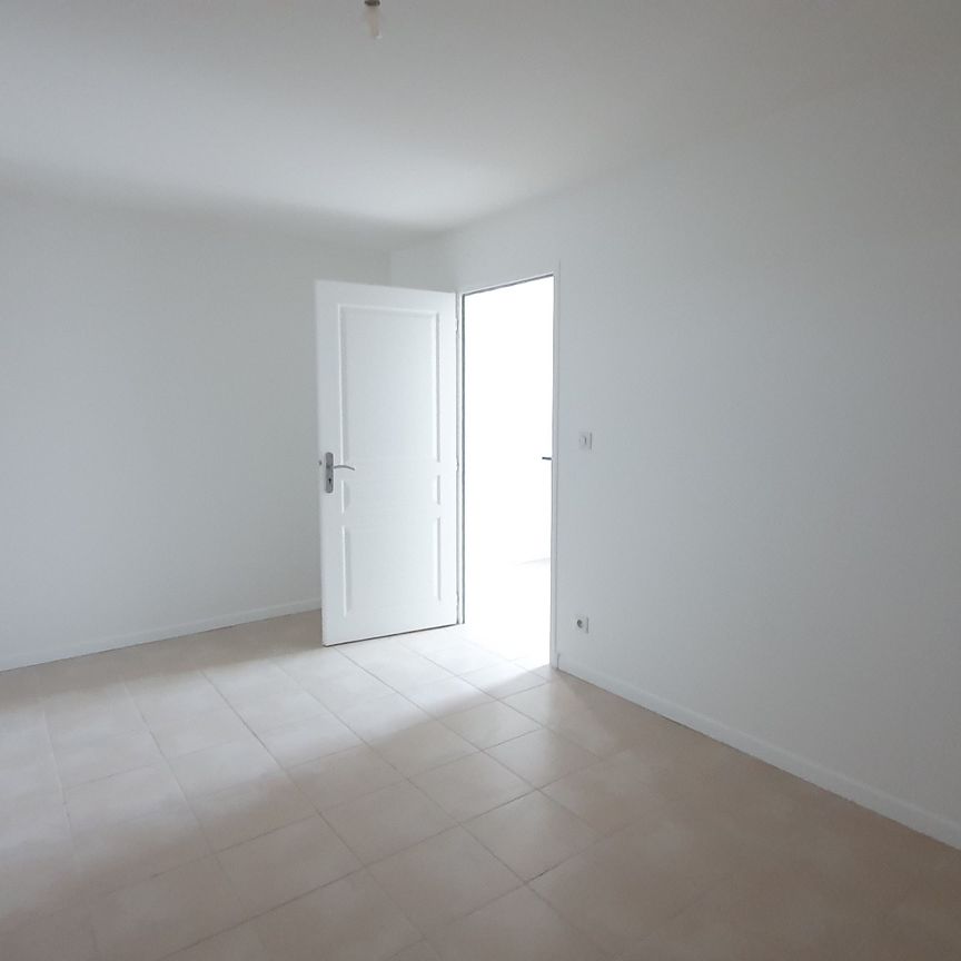 Maison individuelle, 4pp - 87m2 - village à 10mn ROSNY S/S (78200) - Photo 1