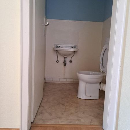 Helle 2-Zimmer-Wohnung in zentraler Lage zu vermieten - Photo 3