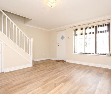 3 bedroom semi-detached house to rent - Photo 6