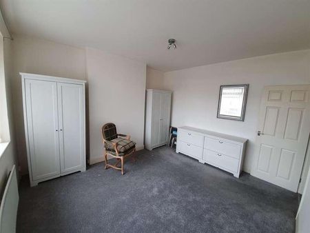 West Road, Newcastle Upon Tyne, NE15 - Photo 2