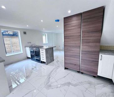 Southlands Road, Denham, UB9 - Photo 5
