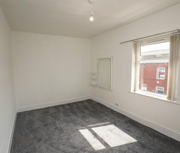 3 bed House - Terraced for Rent - Photo 6