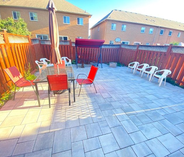 For Lease - 102 Lucena Crescent, Vaughan, Ontario - Photo 2