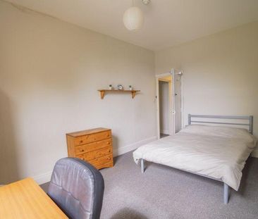 6 bedroom house share to rent - Photo 1