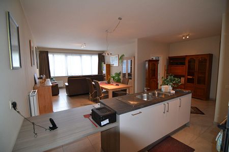 Instapklaar gelijkvloers appartement in het centrum van Turnhout - Photo 3