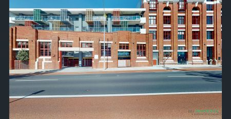 FABULOUS LOCATION IN THE HEART OF FREMANTLE! - Photo 2