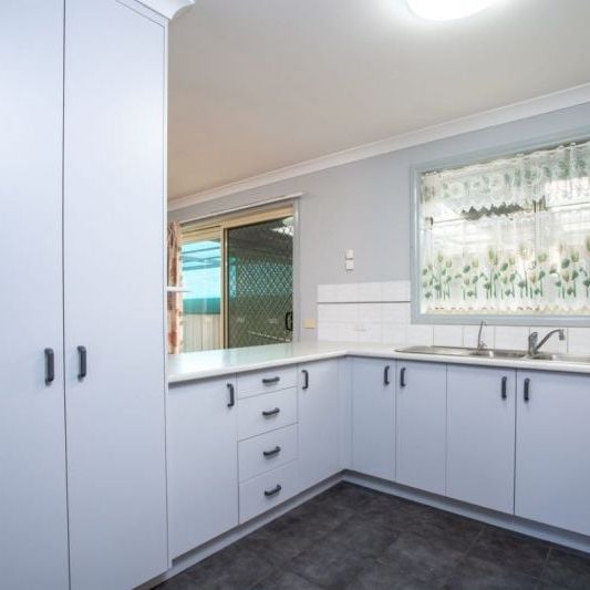 2/26 Jackling Drive, Lavington - Photo 1