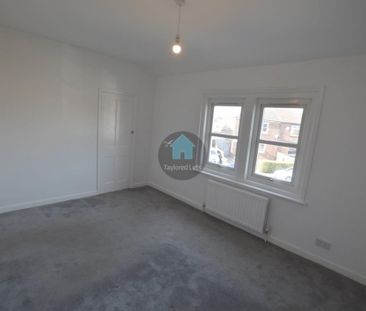 2 bedroom semi-detached house to rent - Photo 5