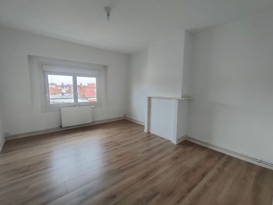 Location Appartement 3 pièces 76m² - Photo 1