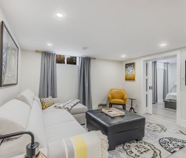 For Lease - 12 Tower Court Unit# Lower, Bradford West Gwillimbury, ... - Photo 2