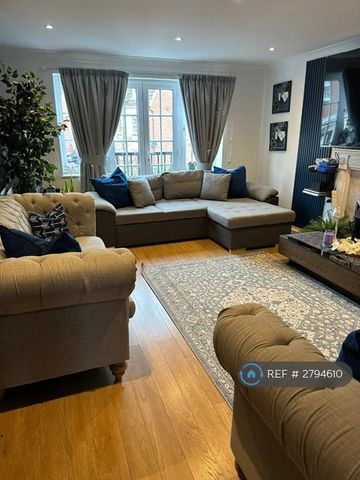 1 bedroom in a house share to rent - Photo 4