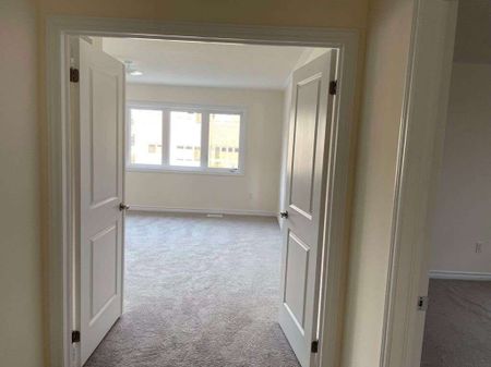 For Lease - 1346 Stevens Road, Innisfil, Ontario - Photo 3