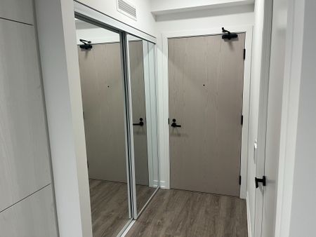 For Lease - 8 INTERCHANGE Way Unit# 4110, Vaughan, Ontario - Photo 3