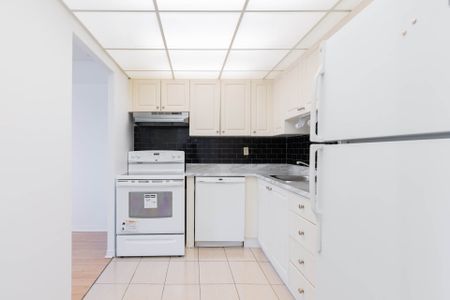 For Lease - 115 Hillcrest Avenue Unit# 415, Mississauga, Ontario - Photo 2