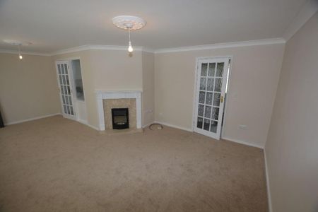 3 bedroom semi-detached house to rent - Photo 2