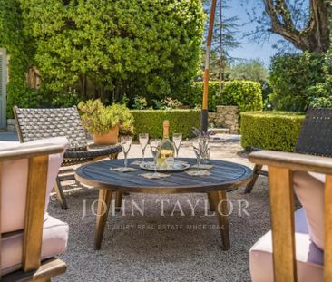 Maison à louer Mougins, Cote d'Azur, France8 500 EUR / Mois - Photo 2