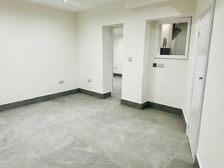 Station Bridge - Photo 3