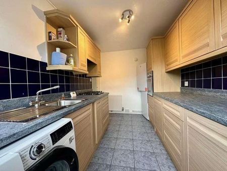 Gosport Road, Fareham, PO16 - Photo 5