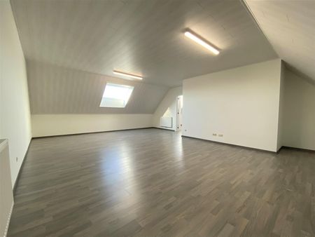 RUSTIG GELEGEN RUIME WONING OP CENTRALE LOCATIE - Photo 4