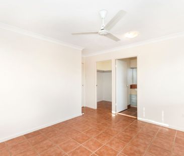 Well Designed Family Home in Central Kirwan - Photo 2