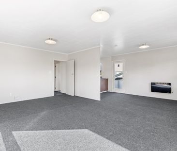 Classic Meets Modern - Cambridge Heights - Photo 2