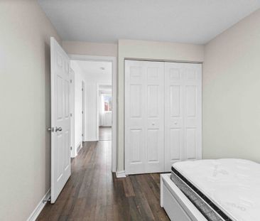 For Lease - 1 Berkshire Way, Barrhaven, Ontario - Photo 1