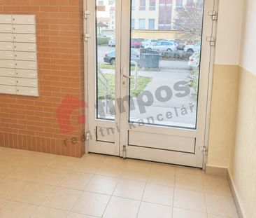 Pronájem bytu 2+1 57 m² - Fotografie 6